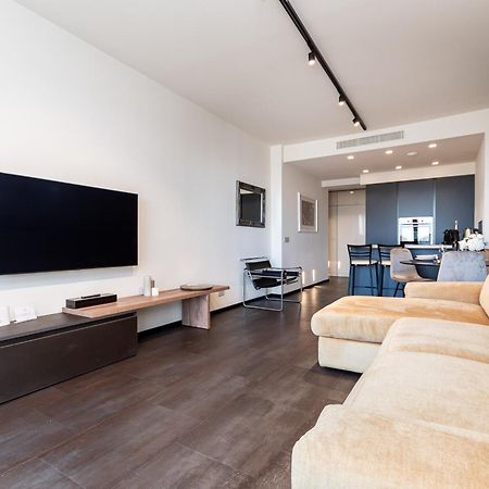 Free Parking In Luxury Suite With City View - Steps To Brignole Train Station 热那亚 外观 照片